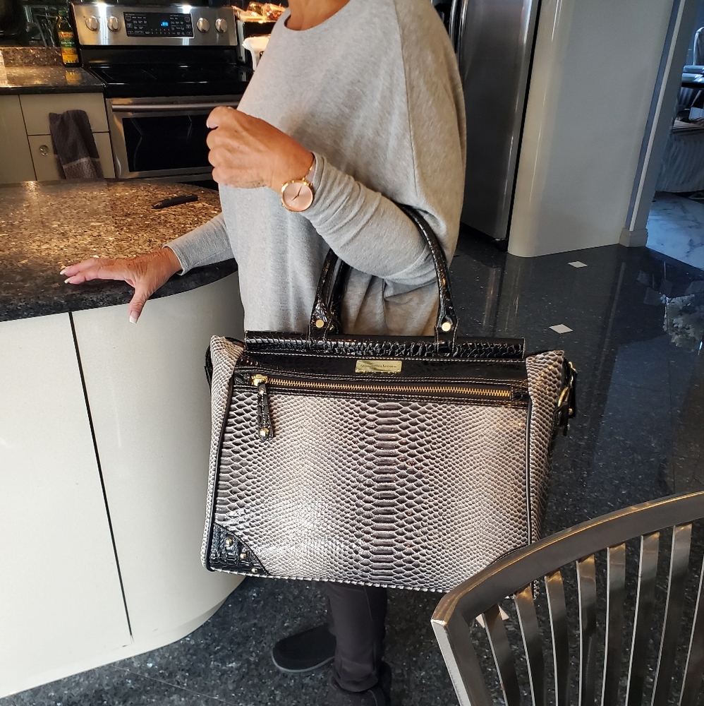 Samantha Brown: Croco Laptop Case. Trolley Topper Carry-on Tote Black & White